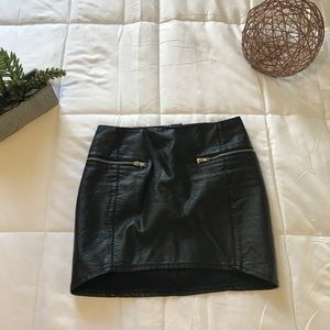 LEATHER MINI SKIRT
